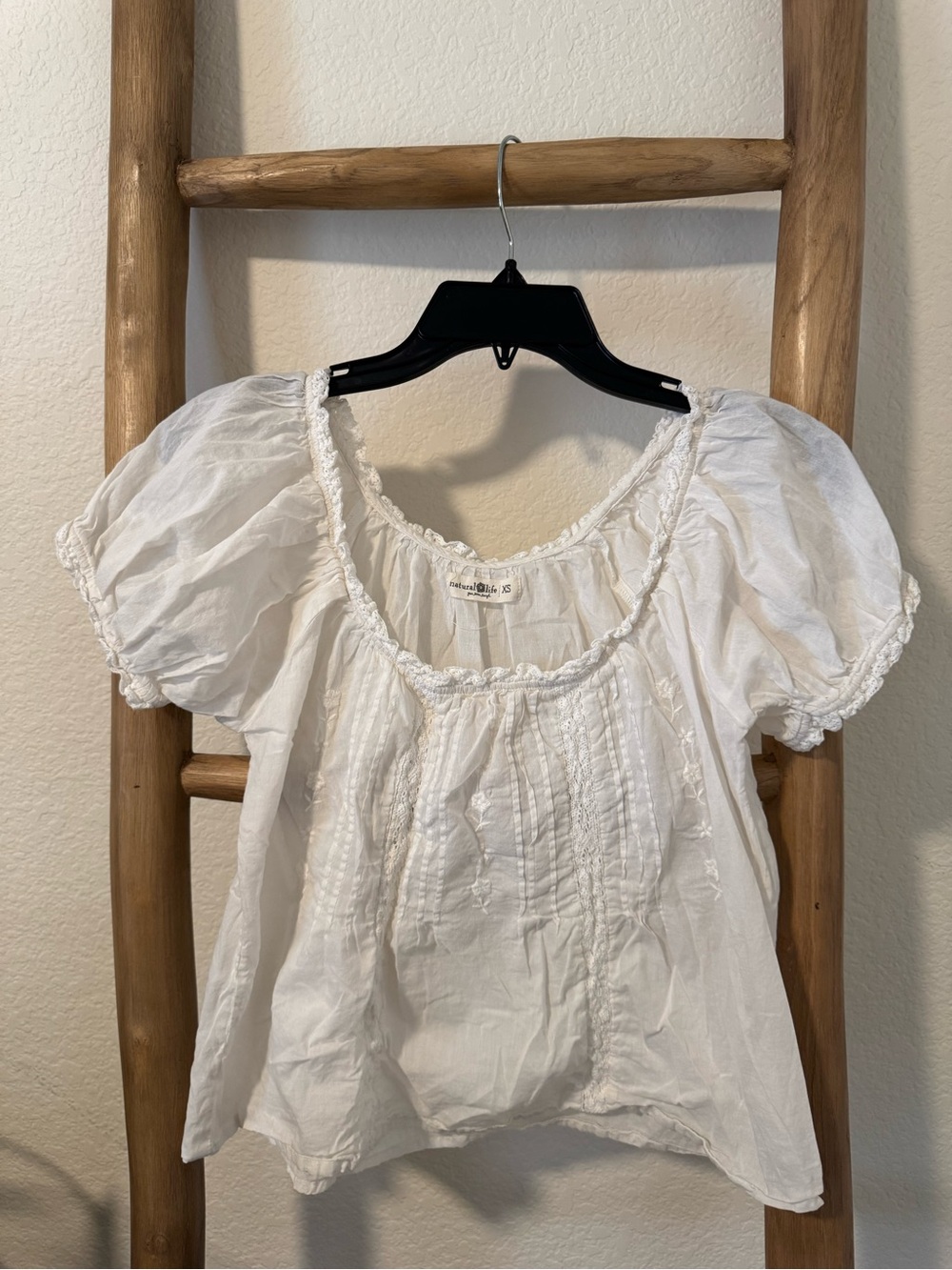 NATURAL LIFE White Puff Sleeve Peasant Blouse